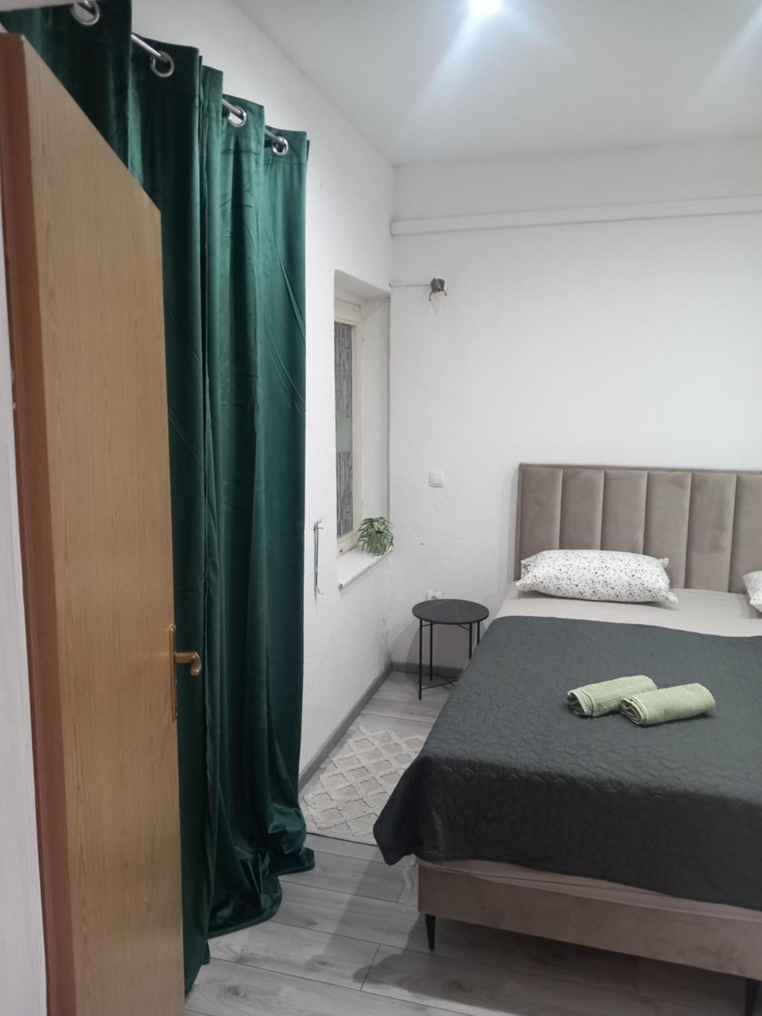 Apartmani Goga Biograd Na Moru Exteriör bild