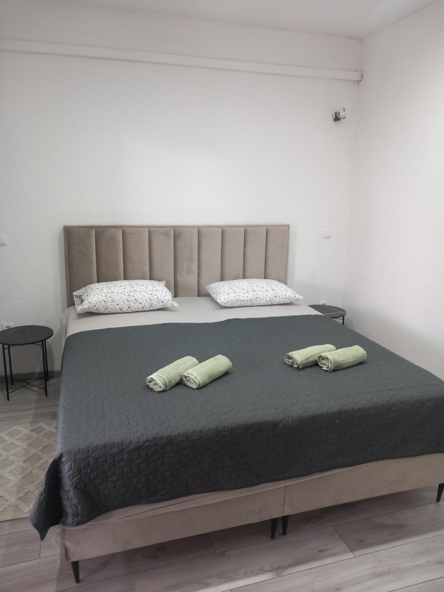 Apartmani Goga Biograd Na Moru Exteriör bild