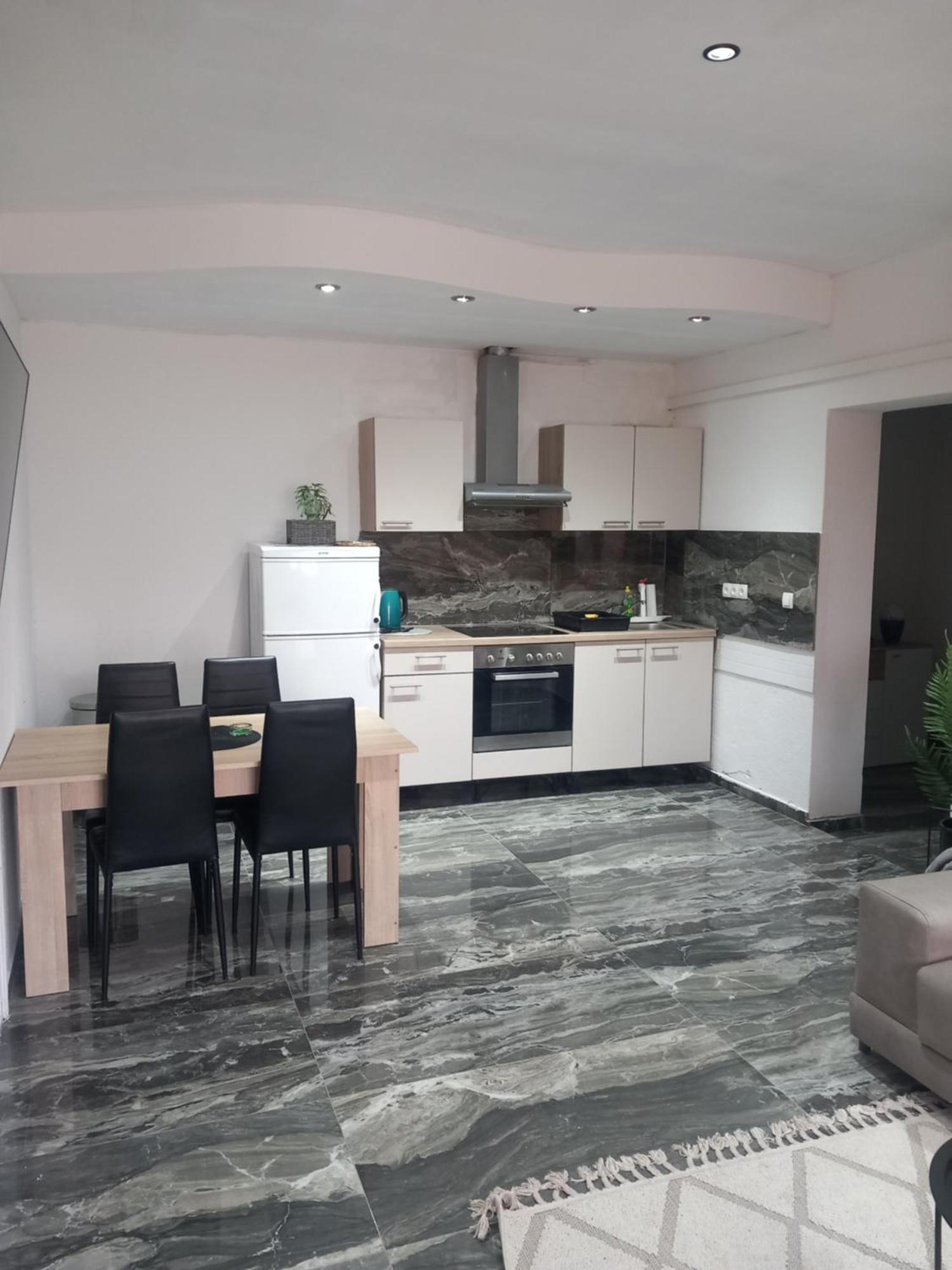 Apartmani Goga Biograd Na Moru Exteriör bild