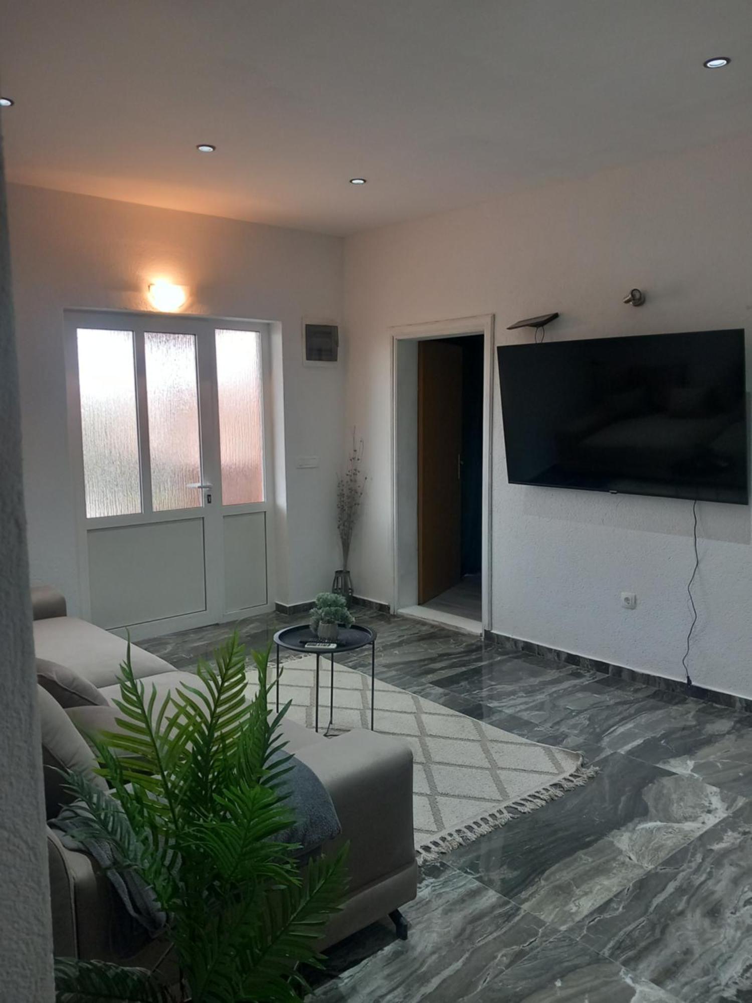 Apartmani Goga Biograd Na Moru Exteriör bild