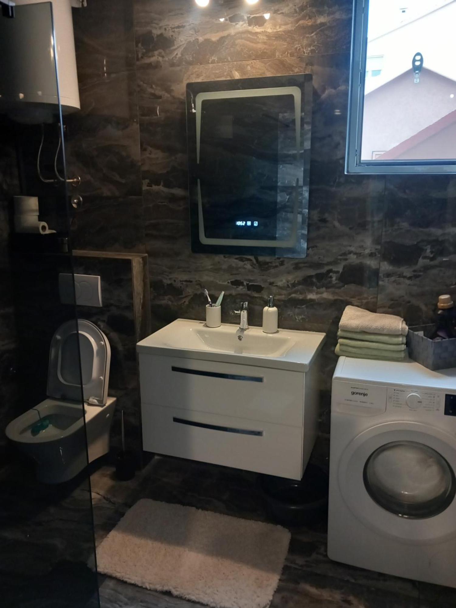 Apartmani Goga Biograd Na Moru Exteriör bild
