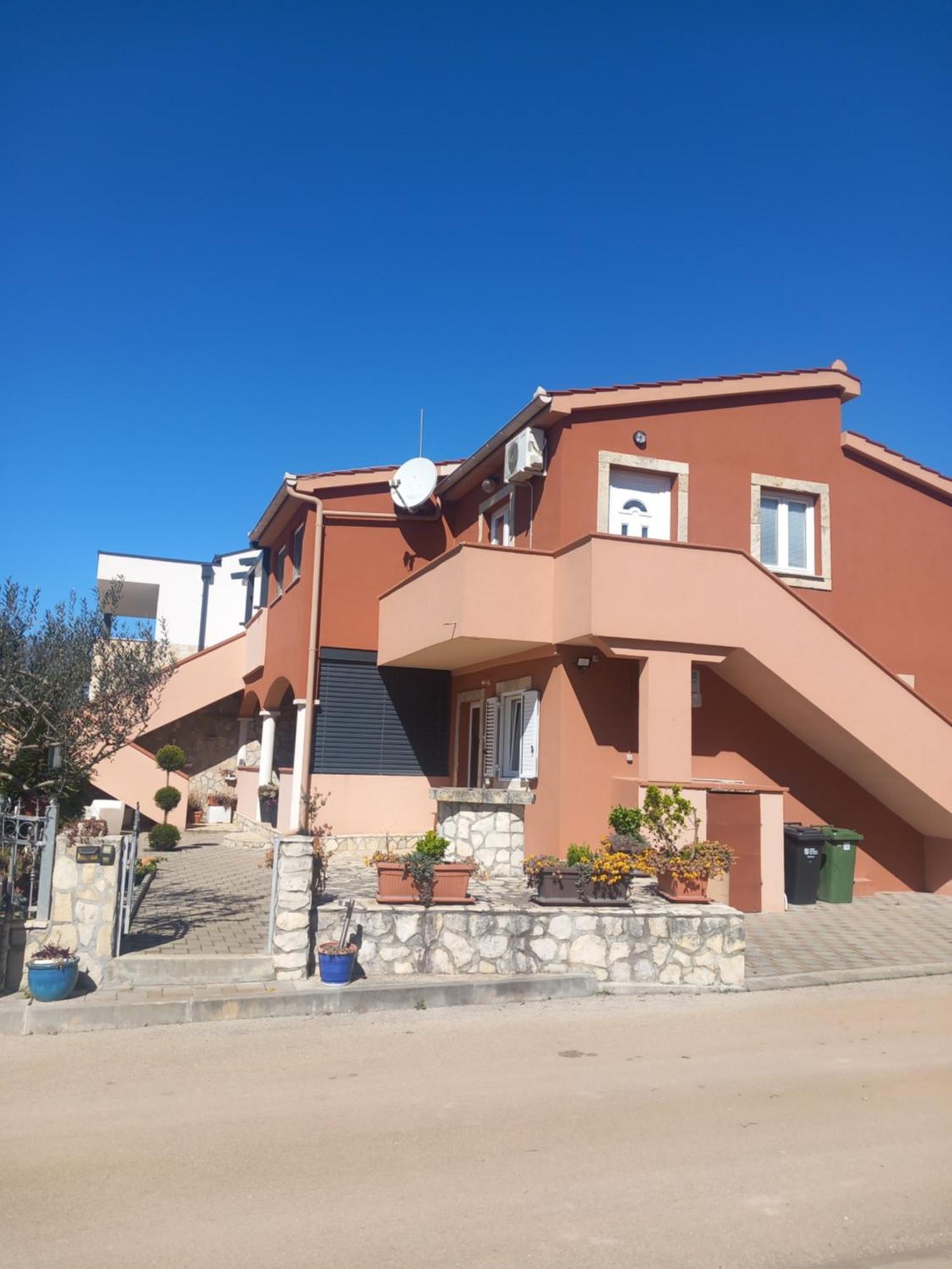 Apartmani Goga Biograd Na Moru Exteriör bild