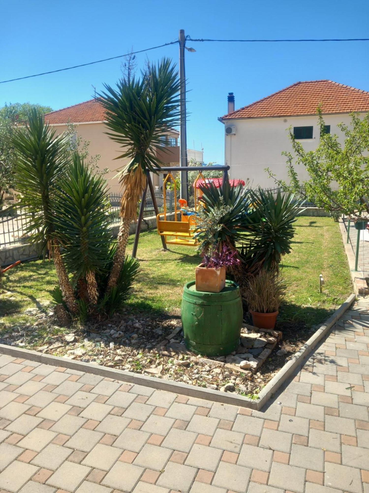 Apartmani Goga Biograd Na Moru Exteriör bild